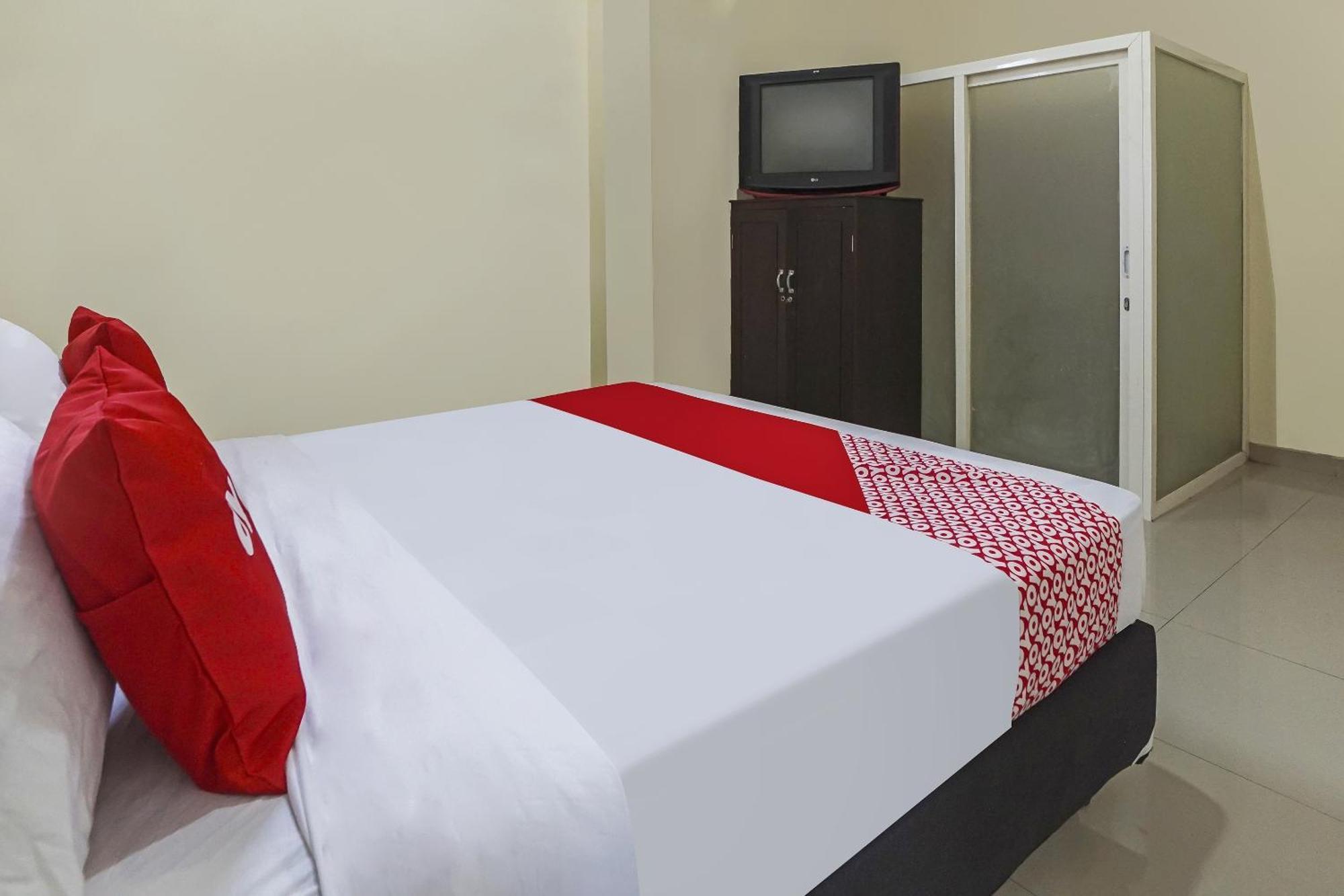 Oyo 91084 Oke Guest House Malang Exteriér fotografie