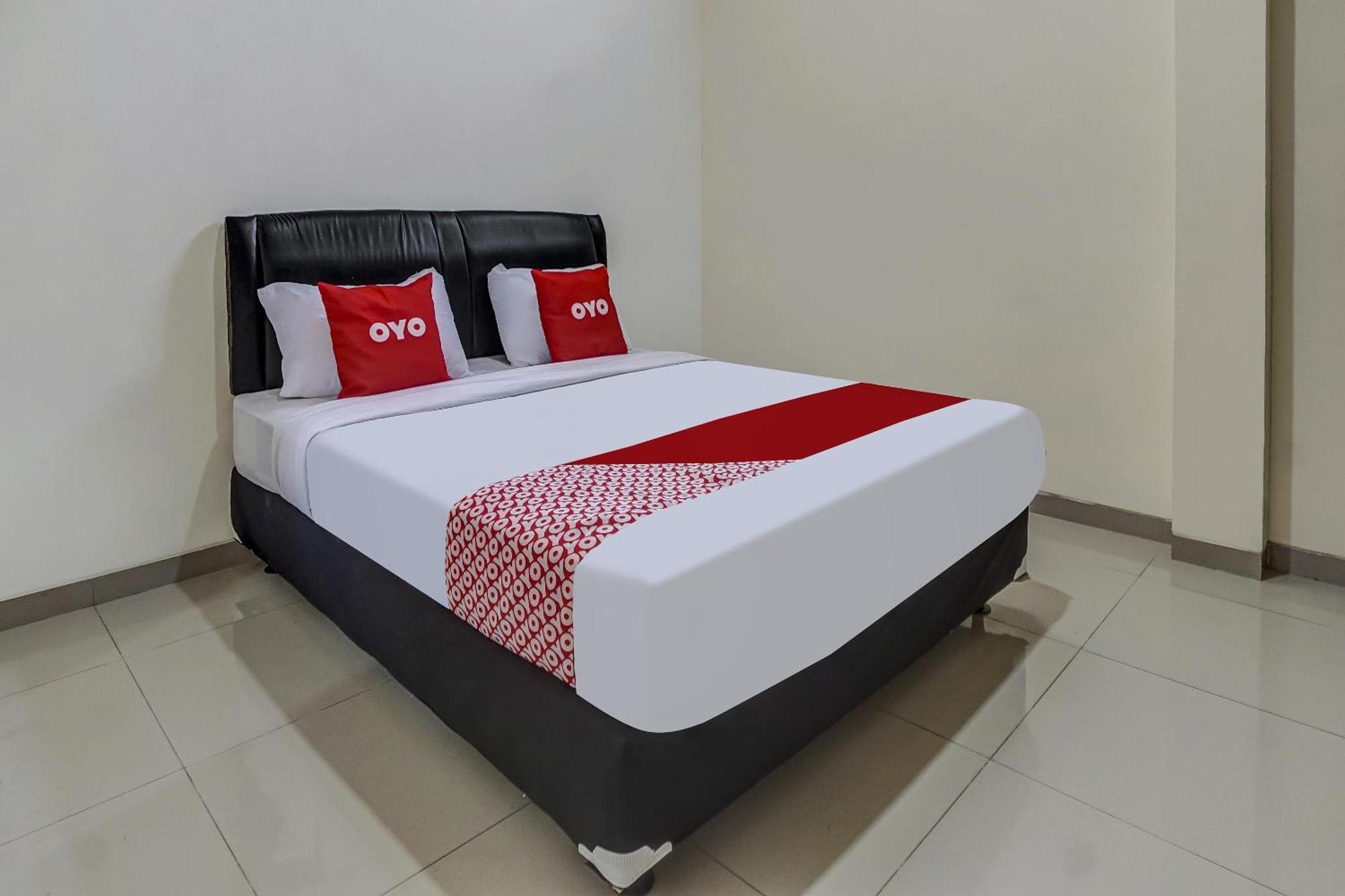 Oyo 91084 Oke Guest House Malang Exteriér fotografie