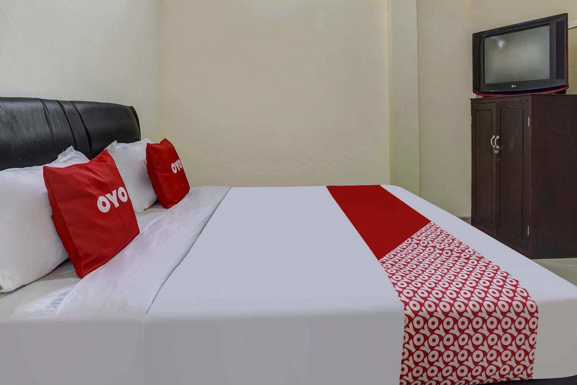 Oyo 91084 Oke Guest House Malang Exteriér fotografie